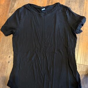 Women’s Old Navy black  short sleeve shirt size small